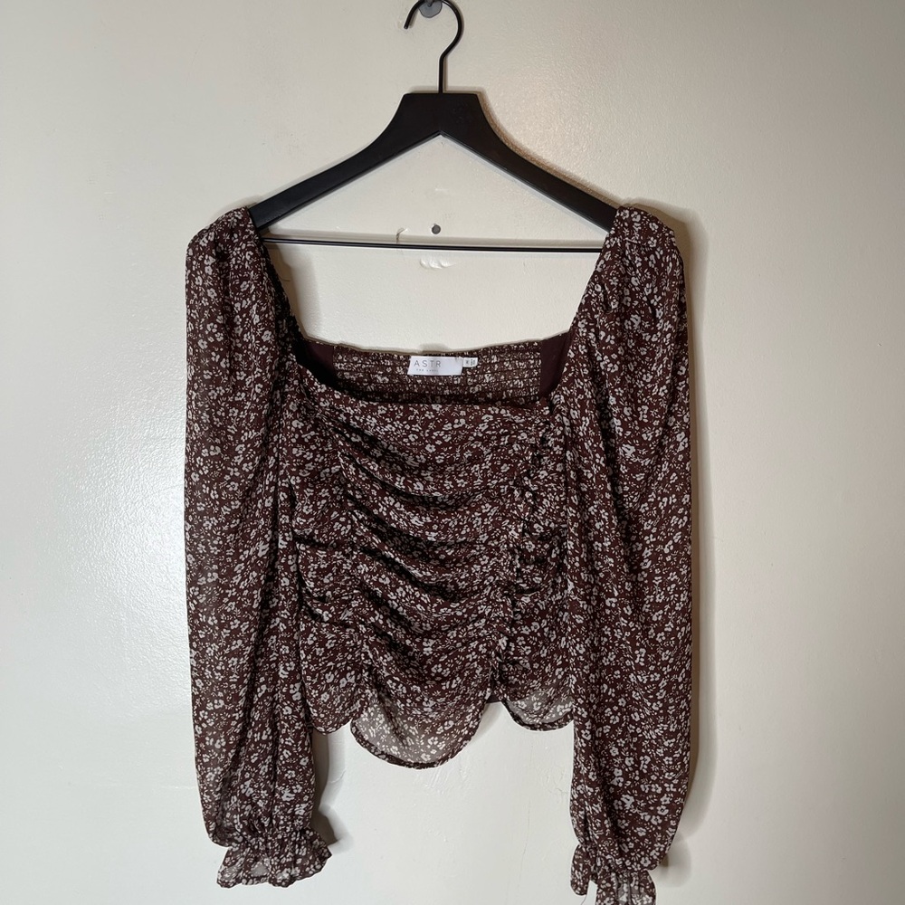 Astr the label tonina puff sleeve top blouse size medium womens